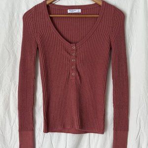 Long Sleeve Sweater - S